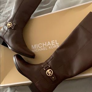Michael Michael Kors Mocha Leather Harland Bootπ